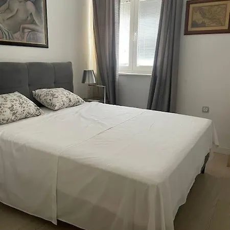 Reas Peace - Luxury In Center Σπλιτ