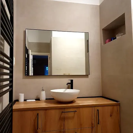 Reas Peace - Luxury In Center Apartment *